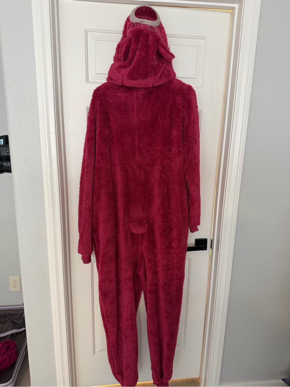 Lotso Onesie size XL - Picture 3 of 6